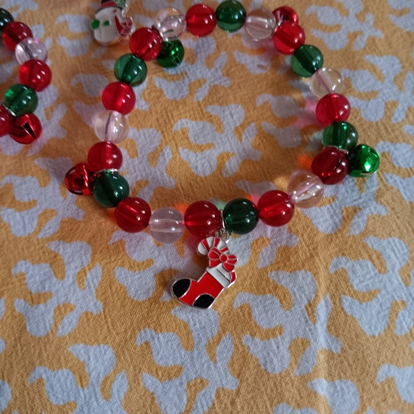 Bracelets Christmas Holiday Santa, Snowman, Stocking Beads Stretchy Fun Colorful - Picture 5 of 5